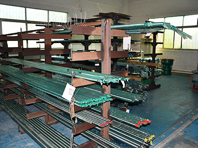 倉(cāng)庫(kù)一角